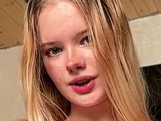 jasmin nude chatroom JeannettaCeraos