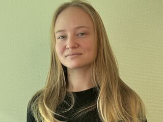 hot strip tease web cam JeniferFerrarini