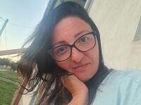 camslut spreading pussy JoannaJoanna