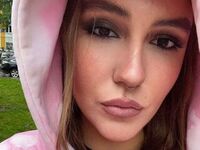 hot cam girl masturbating with sextoy KaterinePiers