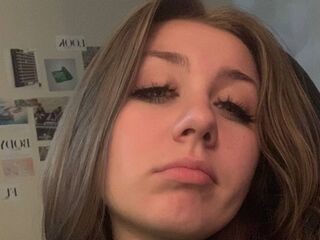 cam girl showing pussy KatiesPiers