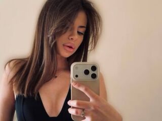 free jasmin webcam KatrinGrant