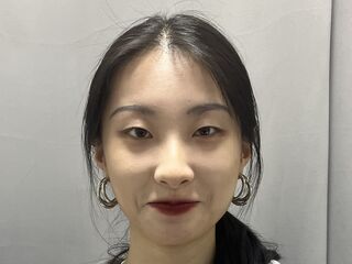 camgirl showing tits KimJons