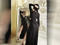 hot webcam KiraHoloway