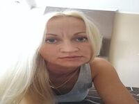 webcamgirl sexchat KiraSune