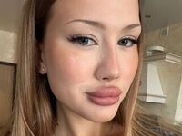 livecam chat KisaAngelic