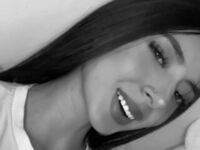 naked webcamgirl LauraRisk