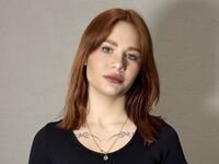 sexy webcamgirl LeilaDensford