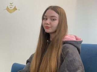 chat room picture LeraAbbatiello