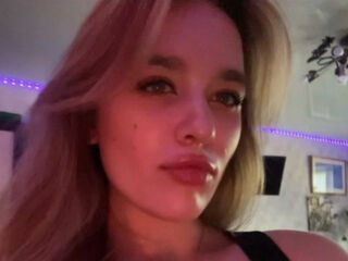 chatroom webcam pic LieselotteJetter