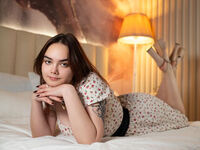 naughty cam girl masturbating LilyBehrs