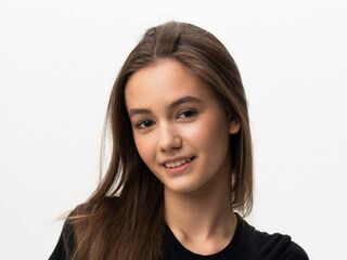 hot webcam slut LissaDesso