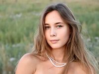 beautiful webcamgirl LissaMillers