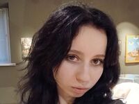 girl webcam LoisBenthall