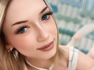 voyeur web cam LoisDeman