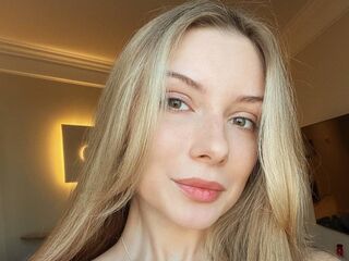 naked cam girl gallery LucieStupak