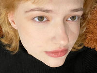 bedroom webcam LunaBeans