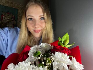 free nude webcam show LusiAime