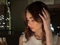 camslut topless LuxeLina