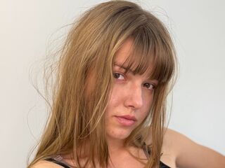 webcam strip tease show LynetteOba