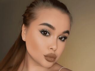 adult cam show MaeWilkins