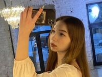 topless girl MagalyBoffa