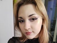 camgirl MakkyPiercen
