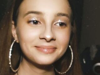 webcamgirl ManieLaverne