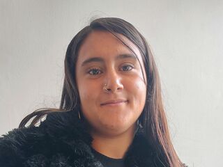 fingering camwhore MarianDiore