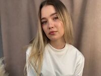 shaved pussy webcam MarianGambell