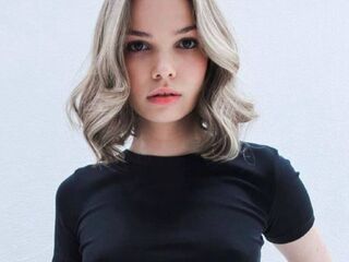 webcam girl chatroom MarielMessina