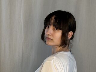 camgirl masturbating with vibrator MarisaBerson