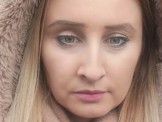 camslut masturbating MaryEma