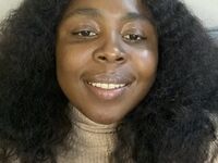 naked camgirl masturbating MayaBrownn