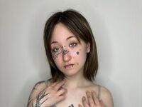 topless webcamgirl MedaOrgan