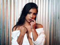 live free chat MeredithHart