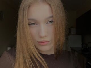 sex show MiaDelicia