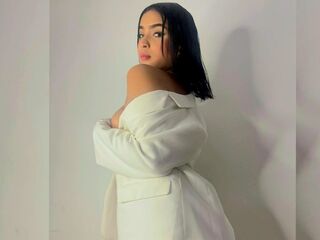 cam girl playing with sextoy MiaNumi