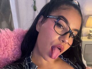 fingering girl cam MihaCameron