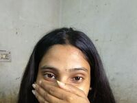 topless MuskaanSingh