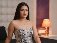 camgirl fingering shaved pussy NidhiPriya