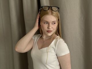 cyber sex show NikkiByous