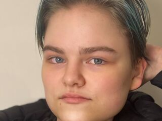 girl webcam naked NilaPerine