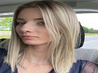 beautiful camgirl NoraStar
