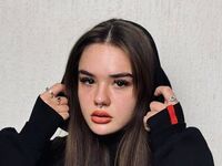 beautiful girlcam NoreenEckersley