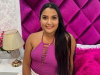 cam girl playing with dildo OrianaRoss