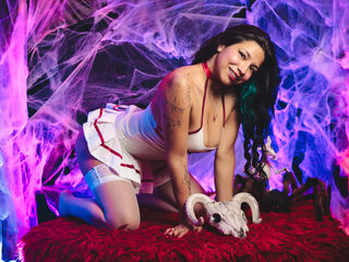 naughty cam bitch PaulinaJaece