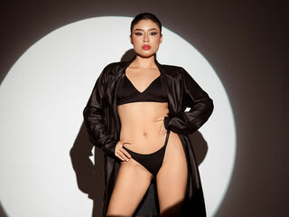 nude gamgirl PiaDuran