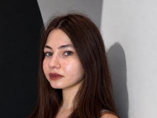 chat live webcam RoselynSvatek