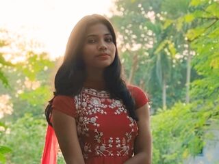 fingering cam girl picture Royles